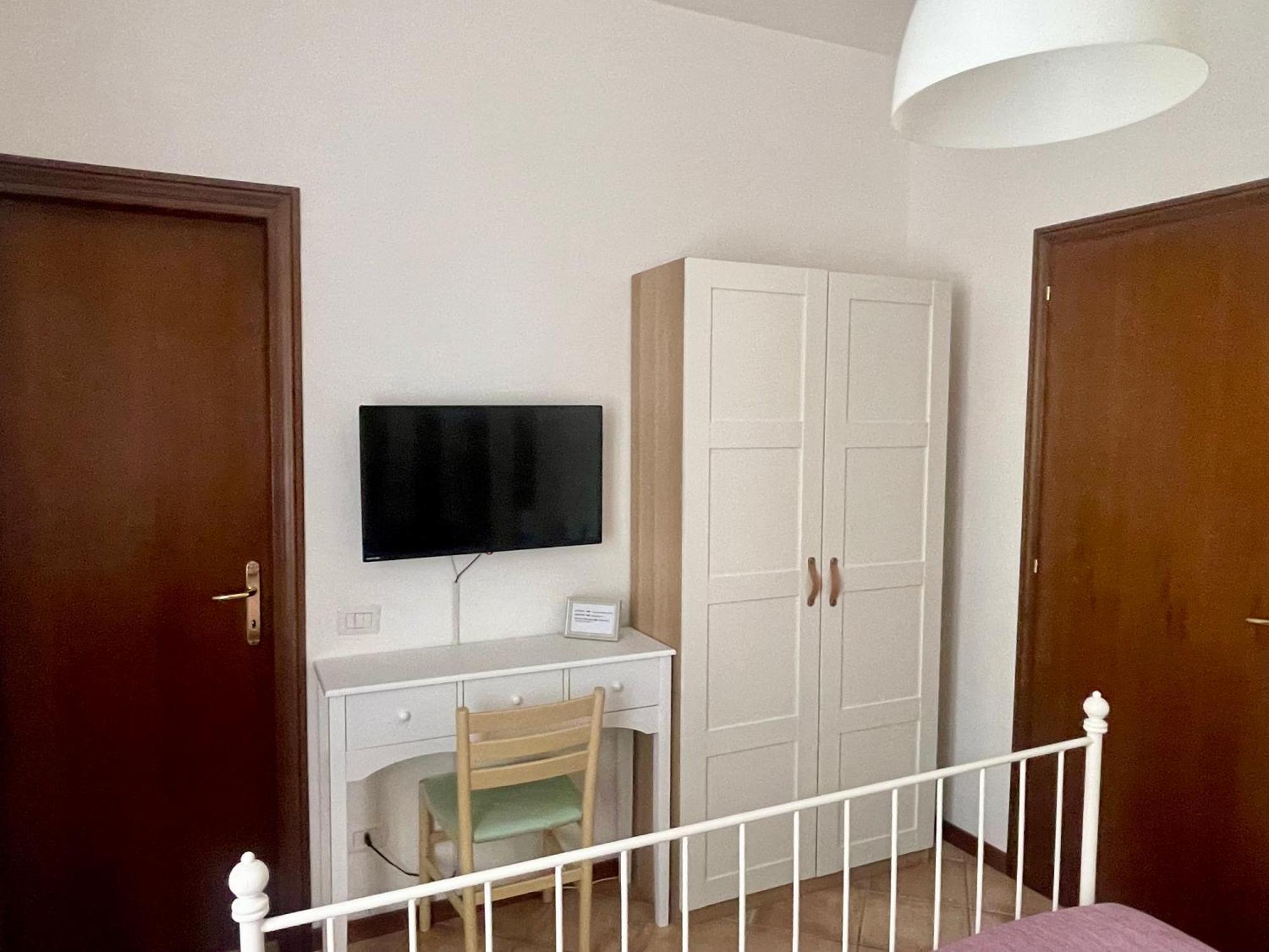 Hotel Il Casolare Della Cascata à Terni Chambre photo